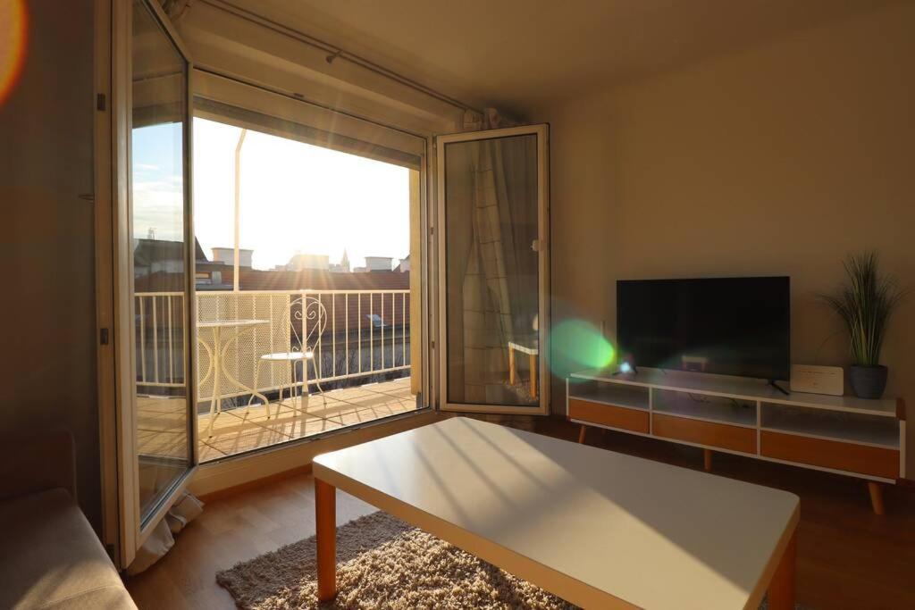 Brilliant View: Balcony Home, Modern, Stylish And Newly Renovated Wiedeń Zewnętrze zdjęcie