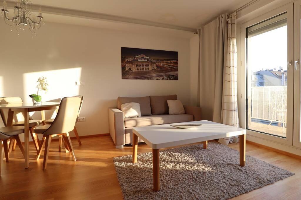 Brilliant View: Balcony Home, Modern, Stylish And Newly Renovated Wiedeń Zewnętrze zdjęcie