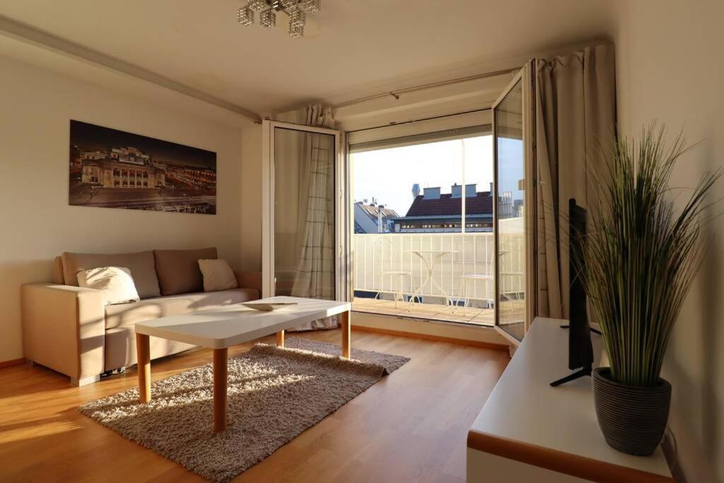 Brilliant View: Balcony Home, Modern, Stylish And Newly Renovated Wiedeń Zewnętrze zdjęcie